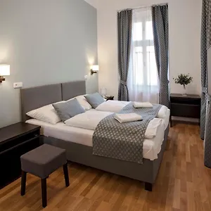 Corto Old Town Otel Prag